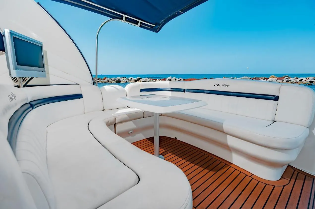 Ботель All-Included Private Charter Пуэрто-Авентурас